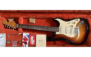 FENDER USA '62 ST 3SB STRATOCASTER