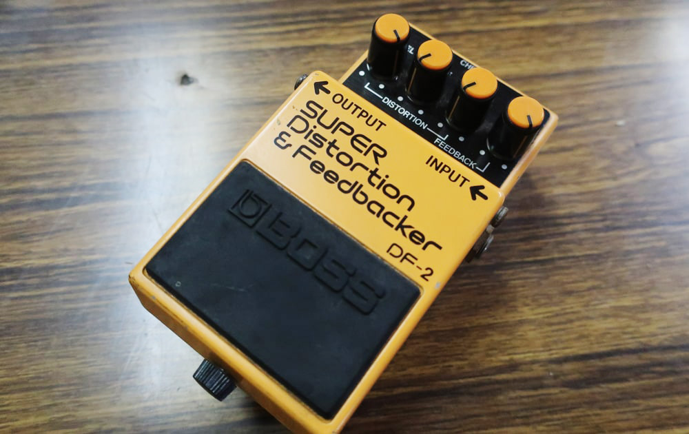 BOSS Distortion＆Feedbacker DF-2