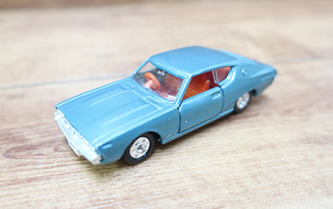 TOMY トミカ NISSAN SKYLINE 2000 GT-X 日本製